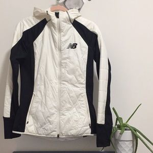 New Balance medium weight hooded jacket size S
